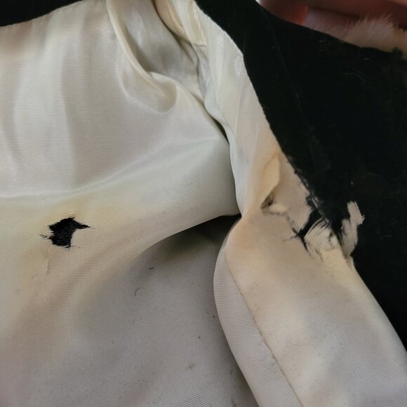 Vintage 1920's Black Velvet Long Dress Coat with Fur Collar - Picture 9 of 9